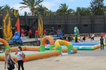 Las fiestas patronales dan vida al auditorio del mayor parque urbano de Telde/TA.
